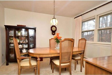 540 Norwood Rd, Downingtown, PA 19335 - photo 5