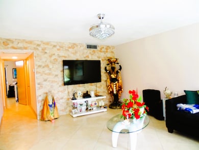 3100 Springdale Blvd unit 310, Palm Springs, FL 33461 - photo 4