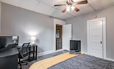 36-1807 McDowell Street-18