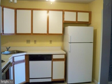 112 Timberlake Terrace unit 7, Stephens City, VA 22655 - photo 6