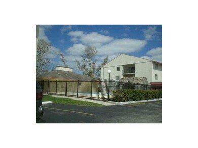 15430 SW 82nd Ln unit 614, Miami, FL 33193 - photo 5