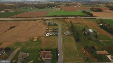 3071 Saint Andrews Dr, Chambersburg, PA 17202 - photo 4