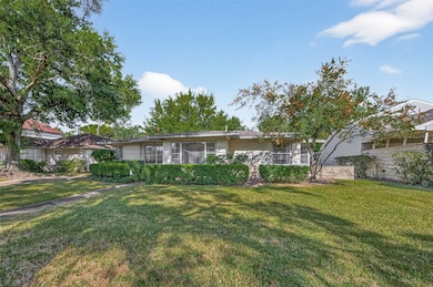 3314 Westridge St, Houston, TX 77025 - photo 5