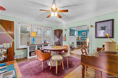 221 Chalmers St, Detroit, MI 48215 - photo 6