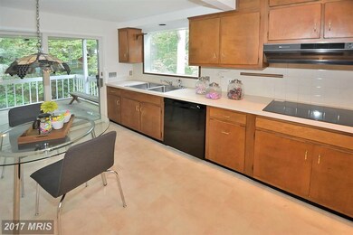 1925 Marthas Rd, Alexandria, VA 22307 - photo 4