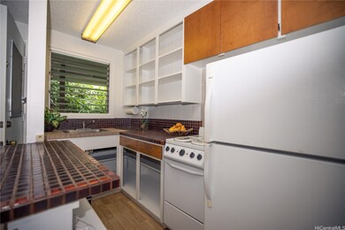 423 Kaiolu St unit 207, Honolulu, HI 96815 - photo 6