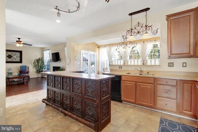 215 Magnolia Dr, Elkton, MD 21921 - photo 7