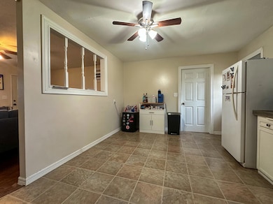 256 E 2nd St, Marshfield, MO 65706 - photo 4