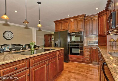 971 Round Top Dr, Annapolis, MD 21409 - photo 2