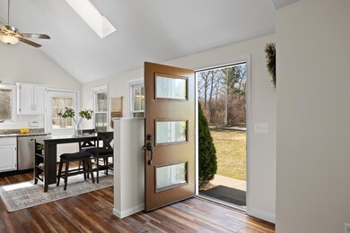 22 Jody Way, Attleboro, MA 02703 - photo 2