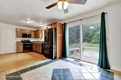 5226 Wexford Rd, Lansing, MI 48911 - photo 7