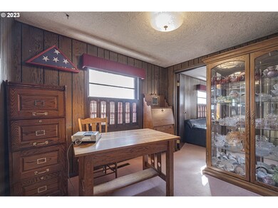 Den/Office