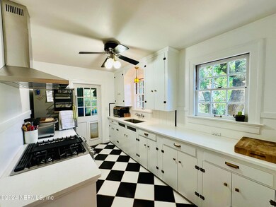 2916 Downing St, Jacksonville, FL 32205 - photo 7