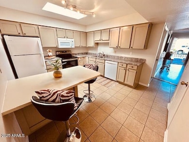 4329 E Capri Ave unit 212, Mesa, AZ 85206 - photo 7