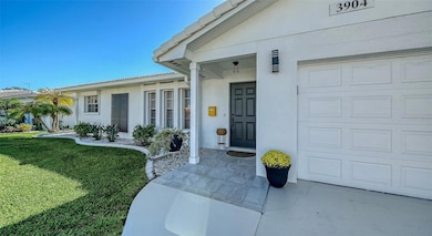 3904 Chinaberry Rd, Bradenton, FL 34208 - photo 6