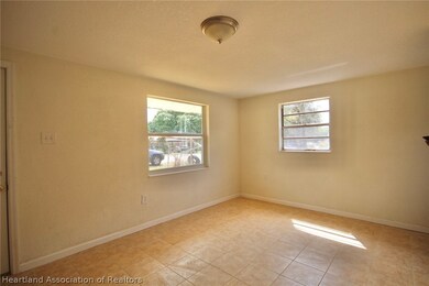 109 Cochran Dr, Lake Placid, FL 33852 - photo 3