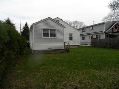 43 Hull St, Warwick, RI 02888 - photo 3