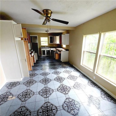 1623 Gieffers St, Lake Charles, LA 70601 - photo 7