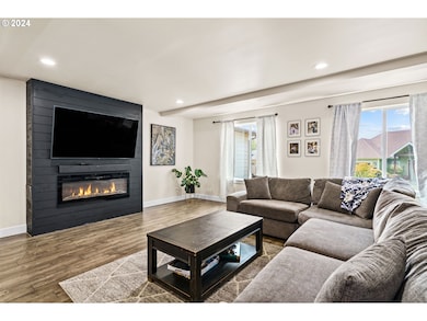 556 Fairway Estates Dr, Sutherlin, OR 97479 - photo 7