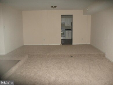 9212 Hickory Tree Ct unit 4A, Burke, VA 22015 - photo 5