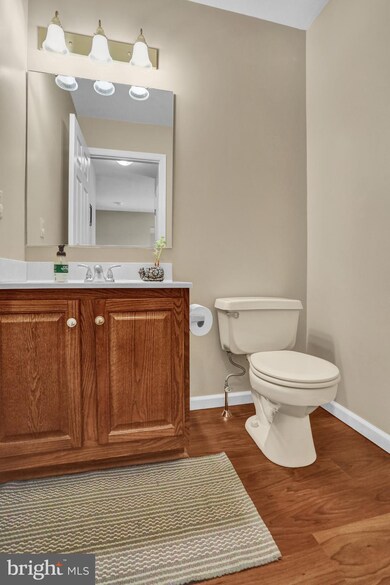 1007 Amity Cir, Reading, PA 19605 - photo 6