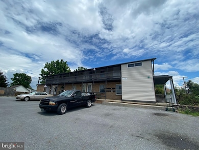 111 E 6th Ave, Ranson, WV 25438 - photo 2