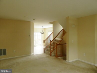 111 Shannon Dr, Stafford, VA 22554 - photo 4