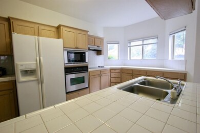 6603 E Cornell Ave, Fresno, CA 93727 - photo 4