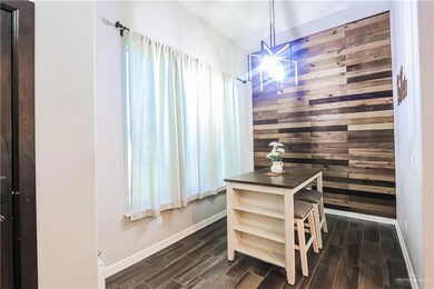 207 Vanilla Dr, Alamo, TX 78516 - photo 2