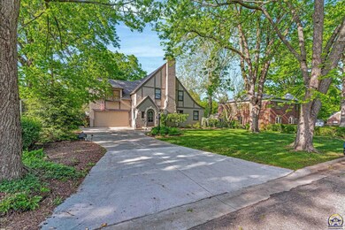 3616 SW York Way, Topeka, KS 66604 - photo 2