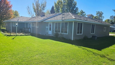 207 W State St, Brady, NE 69123 - photo 6
