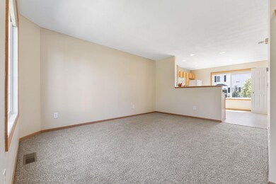 4964 Emmit Dr N unit 3, Hugo, MN 55038 - photo 5