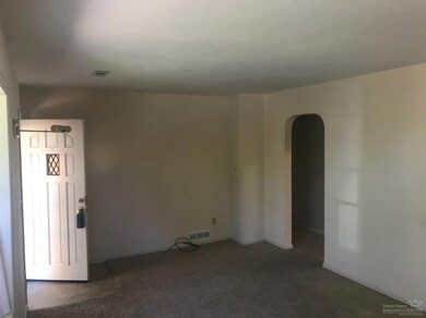 635 NE Irving Ave, Bend, OR 97701 - photo 7