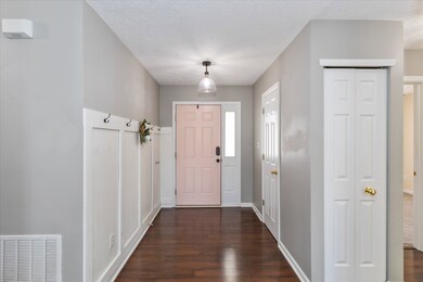 750 Ponderosa Pine Dr, Whiteland, IN 46184 - photo 4