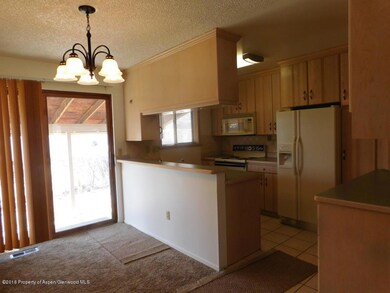 586 Ranney St, Craig, CO 81625 - photo 5