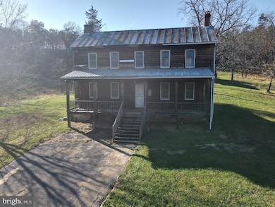 12500 Winchester Grade Rd, Berkeley Springs, WV 25411 - photo 2