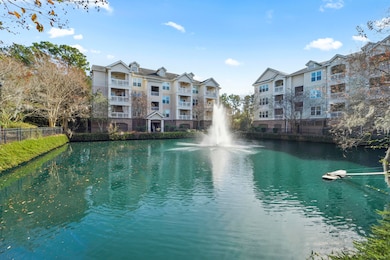 2244 Ashley Crossing Dr unit 525, Charleston, SC 29414 - photo 2