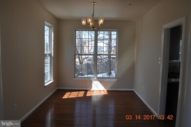 5600 Silk Tree Dr, Riverdale, MD 20737 - photo 7