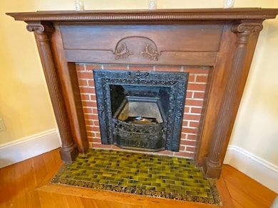 37 Parsons St unit 1, West Newton, MA 02465 - photo 5