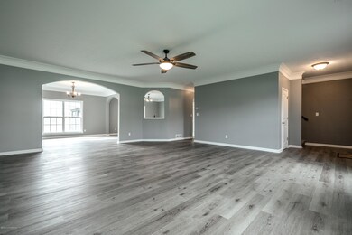 10615 Brookchase Ct, Louisville, KY 40228 - photo 7