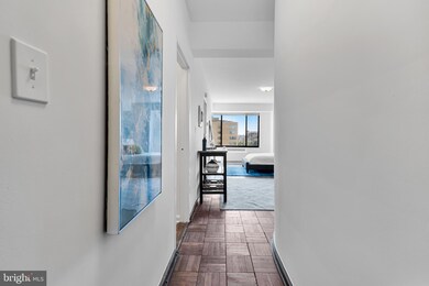 General Scott Apartments unit 609, Washington, DC 20036 - photo 4