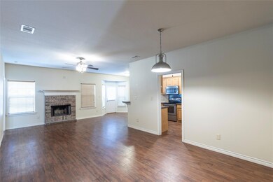 1005 Rice St, Denison, TX 75020 - photo 6