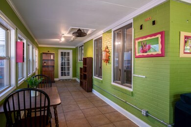 614 W 5th St, Siler City, NC 27344 - photo 4