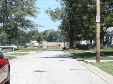 30 Walnut Pkwy, Crown Point, IN 46307 - photo 4