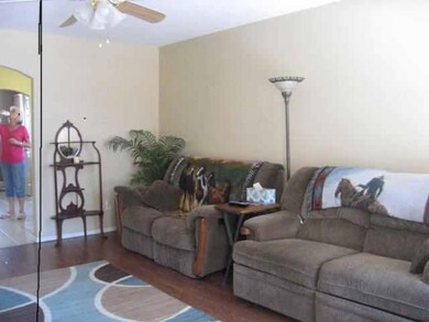 717 Desert Silver Dr, Horizon City, TX 79928 - photo 2