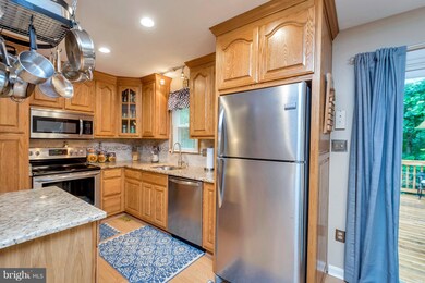 10709 Bradford St, Spotsylvania, VA 22553 - photo 4