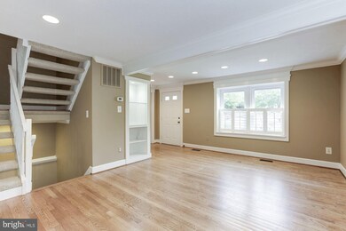 2037 Brooks Square Place, Falls Church, VA 22043 - photo 4