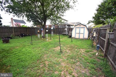 237 Hooker St, Riverside, NJ 08075 - photo 2