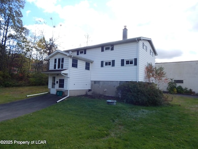 533 Penn Ave, Dupont, PA 18641 - photo 3