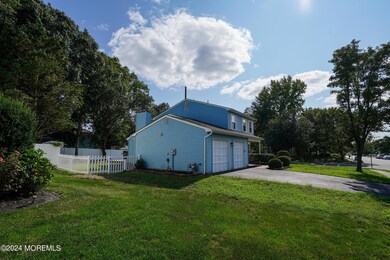 21 Snowdrift Ln, Howell, NJ 07731 - photo 4